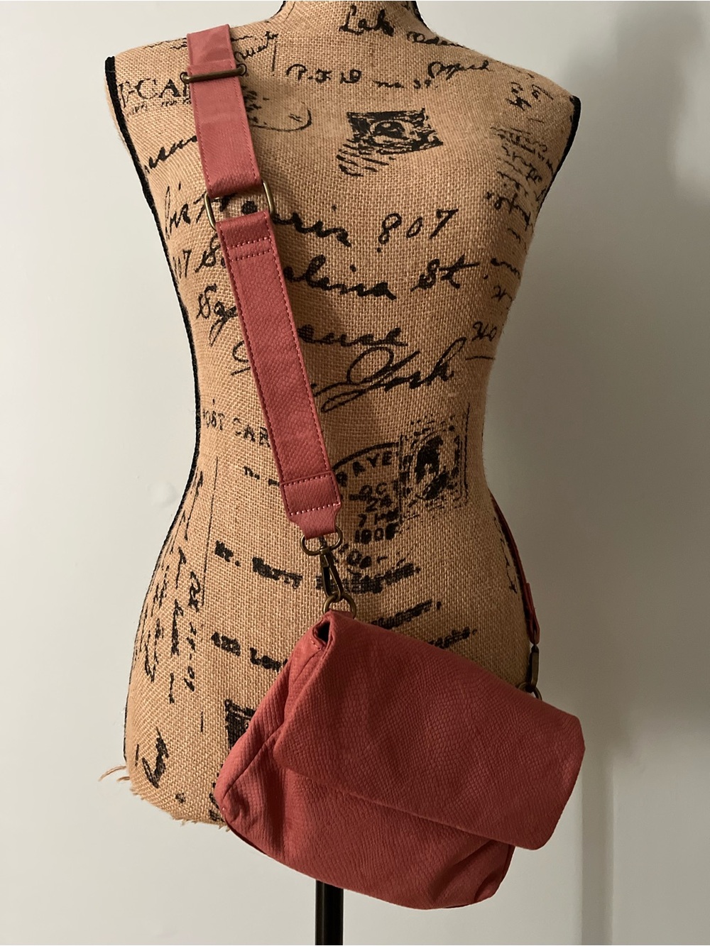 Anthropologie rosewood crossbody bag with adjustable strap